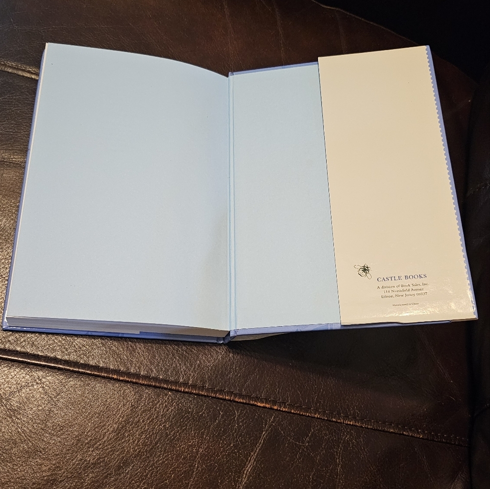 Emily Dickinson Hardcover Poems Book 240 Pages EUC - Picture 4 of 10